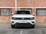 Minituur van Volkswagen Tiguan 1.4 TSI Comfortline Business 125pk 2017, L-861-HP