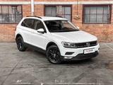 Minituur van Volkswagen Tiguan 1.4 TSI Comfortline Business 125pk 2017, L-861-HP