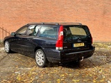 Minituur van Volvo V70  2.4 CNG Edition, Automaat, 33-LJF-7