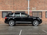 Minituur van Porsche Cayenne 3.0 D V6 240pk 2009, 82-JDT-1