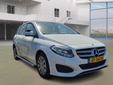Miniaturansicht von Mercedes Benz B-Klasse 220 d Ambition , ZF-562-B