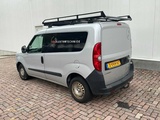 Minituur van Opel Combo 2012