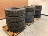 Miniaturansicht von 12x 275/70 R22.5 Continental LKW Reifen
