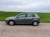 Minituur van Volkswagen Golf 1.4 FSI Trendline , 68-NP-VK