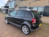 Minituur van Volkswagen Polo 1.4-16V Cross Clima 13-ZN-FH
