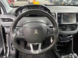 Miniaturansicht von Peugeot 2008 1.2 PureTech Allure , ZG-666-P