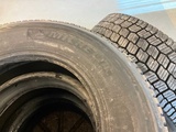 Miniaturansicht von 4x 315/60 R22.5 Runderneuerter LKW-Reifen