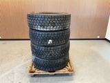 Miniaturansicht von 4x 315/60 R22.5 Runderneuerter LKW-Reifen