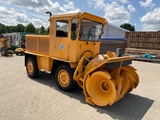 Minituur van 1970 Rolba R 400 D Sneeuwschuiver sleuvendichter