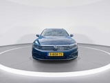 Minituur van Volkswagen Passat Variant 1.4 TSI PHEV GTE Business 2020 | S-808-TS