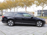 Minituur van Volkswagen Passat Variant 1.4 TSI GTE Automaat 2016, KG-254-L