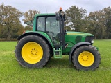 Minituur van John Deere - 2005 - 6420 M - Vierwielaangedreven landbouwtractor