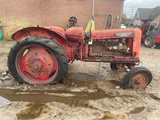Minituur van 1966 Nuffield 4DM/6DM 6 cilinder Oldtimer tractor