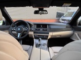Minituur van BMW 520i Touring High Executive Automaat; HV-545-J