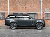 Minituur van Land Rover Range Rover P460e HSE AWD 460pk 2025 -MY26- Plug-In Hybrid, HSF-72-F Fabrieksgarantie