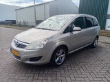 Miniaturansicht von Opel Zafira 2.2 Cosmo Klimaautomatik Navi 7Pers, 06-GKG-1