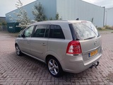Miniaturansicht von Opel Zafira 2.2 Cosmo Klimaautomatik Navi 7Pers, 06-GKG-1