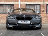 Minituur van BMW 650i 4.4 V8 6-Series 405pk 2012