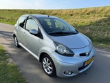 Miniaturansicht von Toyota Aygo 1.0-12V Komfort 5 Türen 47-LRV-1