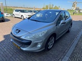 Miniaturansicht von Peugeot 308 1.6 Turbo XT Clima Pano 52-XZ-NZ