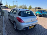 Miniaturansicht von Peugeot 308 1.6 Turbo XT Clima Pano 52-XZ-NZ
