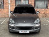 Minituur van Porsche Cayenne 4.8 V8 S 405pk 2013