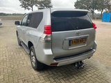 Minituur van Toyota Land Cruiser 150 3.0 D-4D AUT 5DRS SRWV