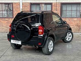 Miniaturansicht von Toyota RAV4 2.0-16V VVT-i Sol (Automatik) 150PS 2004, 76-HFB-9 Youngtimer
