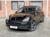 Minituur van Porsche Cayenne Turbo 4.8 V8 500pk 2011, TB-959-G