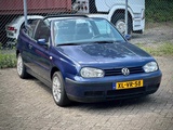 Minituur van Volkswagen Golf Cabriolet 1.8 Trendline, XL-VR-58