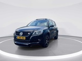 Minituur van Volkswagen Tiguan 2.0 TSI Track&Field 4Motion 2009 | P-785-NH i