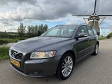 Minituur van Volvo  V50  2.0 Edition II 74-GHP-2