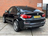 Minituur van BMW X4 xDrive30d High Executive, Automaat, Z-574-NB