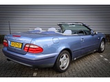 Miniaturansicht von Mercedes-Benz - CLK-Klasse Cabrio - 320 Elegance S-577-GT