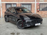 Minituur van Porsche Cayenne S E-Hybrid 3.0 V6 416pk 2015, HB-194-D