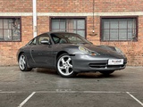 Minituur van Porsche 911 996 Carrera Coupe 3.4 Handgeschakeld 300pk 2000 -Youngtimer-
