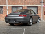 Minituur van Porsche 911 996 Carrera Coupe 3.4 Handgeschakeld 300pk 2000 -Youngtimer-