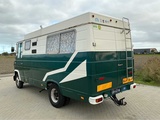 Minituur van 1974 Mercedes-Benz L608D Camper