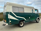 Minituur van 1974 Mercedes-Benz L608D Camper