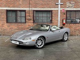 Minituur van Jaguar XKR 4.0 V8 Convertible  363pk 2001 (LPG) , N-457-KK Youngtimer