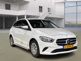 Minituur van Mercedes-Benz B-klasse 200d , L-695-JS