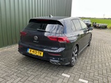 Minituur van 2020 Volkswagen Golf 1.5 eTSI Style Personenauto