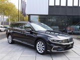 Minituur van Volkswagen Passat Variant GTE 1.4 TSI PHEV 218PK Automaat 2022