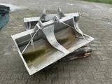 Thumbnail of Excavator bucket lightweight