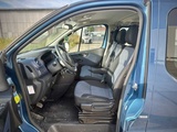 Minituur van Opel Vivaro Combi 1.6 CDTI BiTurbo 9Persoons; TB-147-L