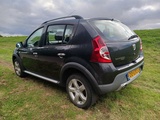 Minituur van Dacia Sandero 1.6 Stepway, 20-LPZ-2