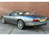 Minituur van Jaguar XKR 4.2 V8 Convertible 396 PK, Automaat, 16-NF-PD