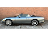 Minituur van Jaguar XKR 4.2 V8 Convertible 396 PK, Automaat, 16-NF-PD