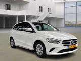 Minituur van Mercedes-Benz B-klasse 200d , L-974-VT