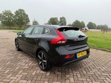 Minituur van Volvo V40 2.0 D3 Summum , KF-863-R